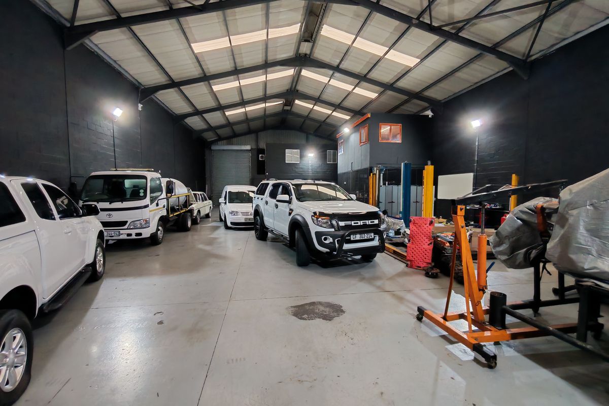 477m2 Warehouse To Let in Saxenburg Park 2 , Blackheath - Photo 4
