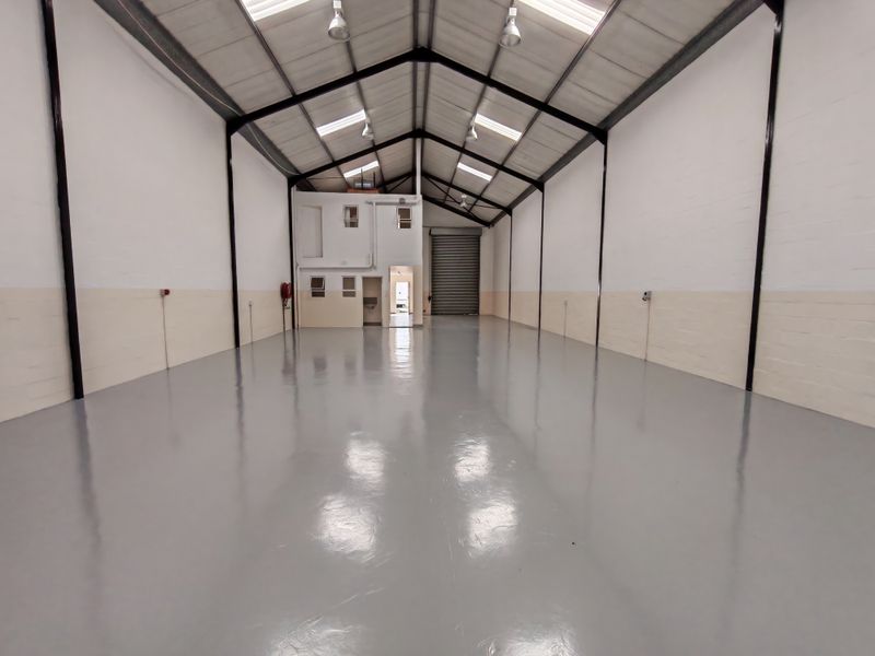 352m2 Warehouse To Let in Asla Park, Strand - Photo 8