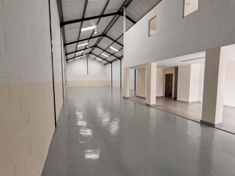 352m2 Warehouse To Let in Asla Park, Strand - Photo 10