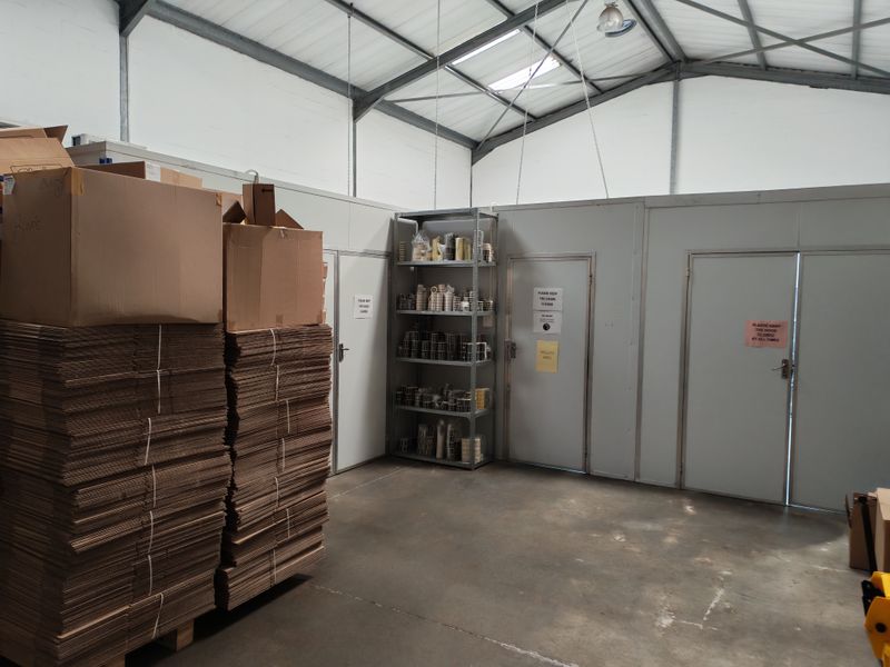 325m2 Warehouse TO LET | FOR RENT in Saxenburg Park - Photo 8
