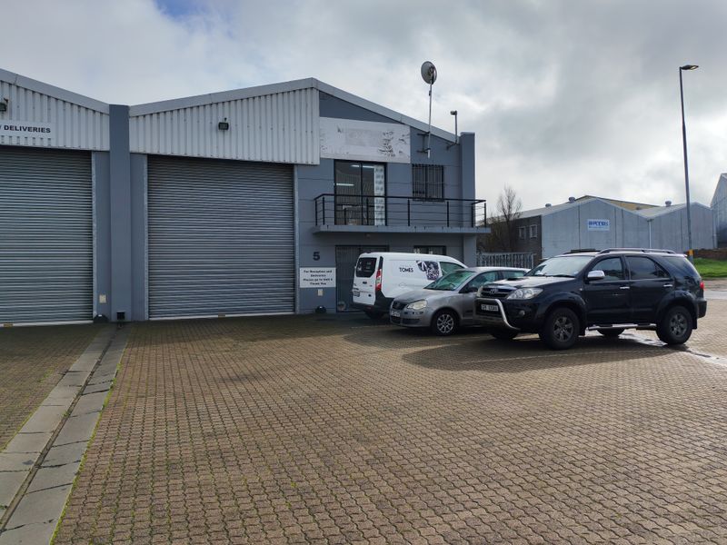 325m2 Warehouse TO LET | FOR RENT in Saxenburg Park - Photo 1