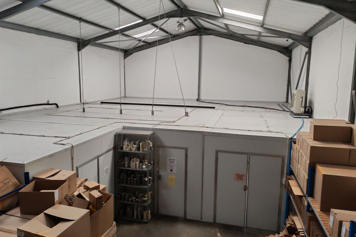 325m2 Warehouse TO LET | FOR RENT in Saxenburg Park - Photo 5