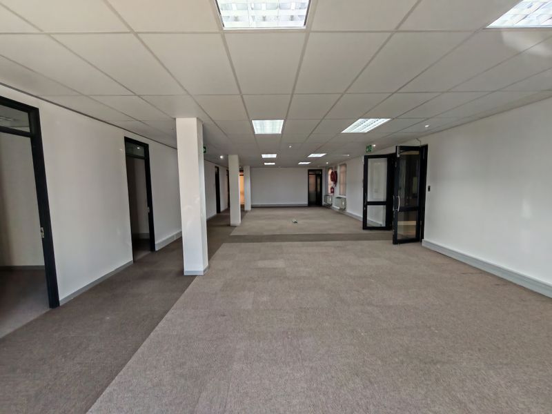 1046m2 Commercial Property To Rent in Jamestown, Stellenbosch - Photo 3