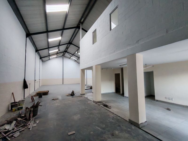 300m2 Industrial Warehouse To Let in Asla Park, Strand - Photo 6