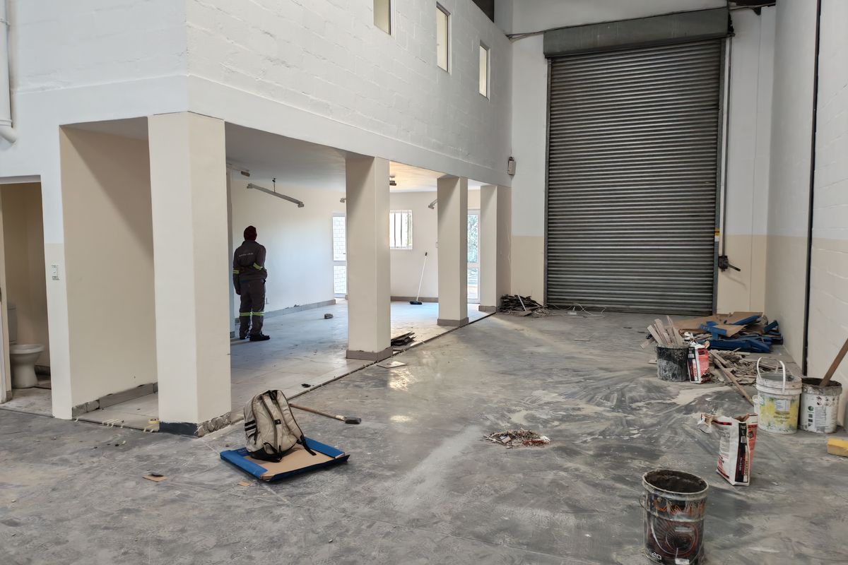 300m2 Industrial Warehouse To Let in Asla Park, Strand - Photo 3
