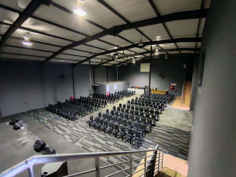 600m2 Warehouse TO LET / TO SHARE in Saxenburg Park 1 , Blackheath - Photo 8