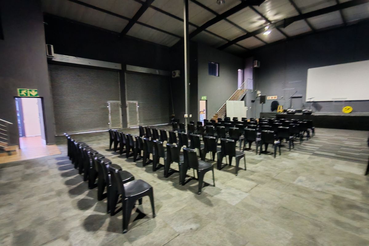 600m2 Warehouse TO LET / TO SHARE in Saxenburg Park 1 , Blackheath - Photo 2