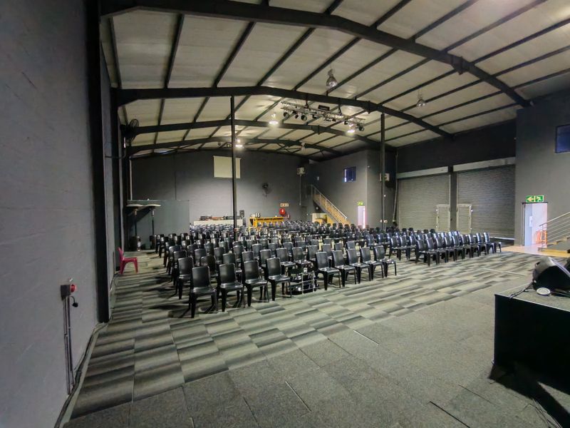 600m2 Warehouse TO LET / TO SHARE in Saxenburg Park 1 , Blackheath - Photo 3