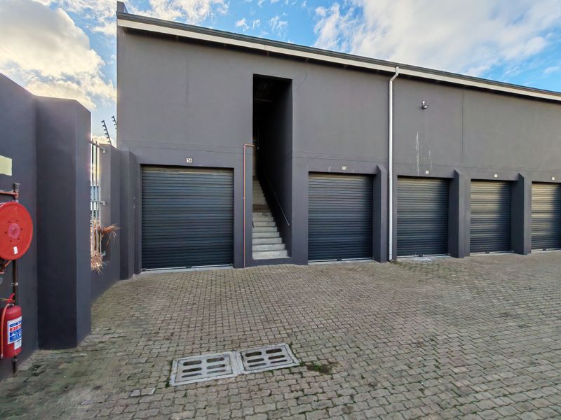 43m2 Storage Units For Sale in Broadlands Industrial, Strand - Photo 8