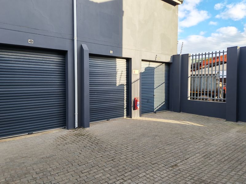 43m2 Storage Units For Sale in Broadlands Industrial, Strand - Photo 7