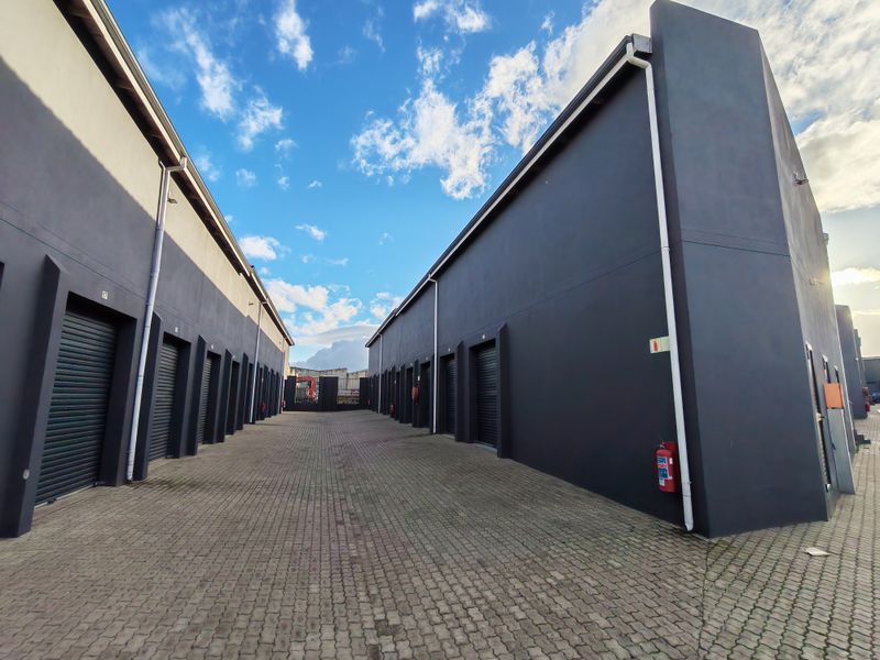 43m2 Storage Units For Sale in Broadlands Industrial, Strand - Photo 3