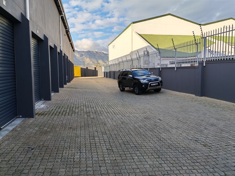 43m2 Storage Units For Sale in Broadlands Industrial, Strand - Photo 7