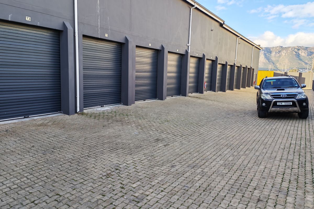 43m2 Storage Units For Sale in Broadlands Industrial, Strand - Photo 4