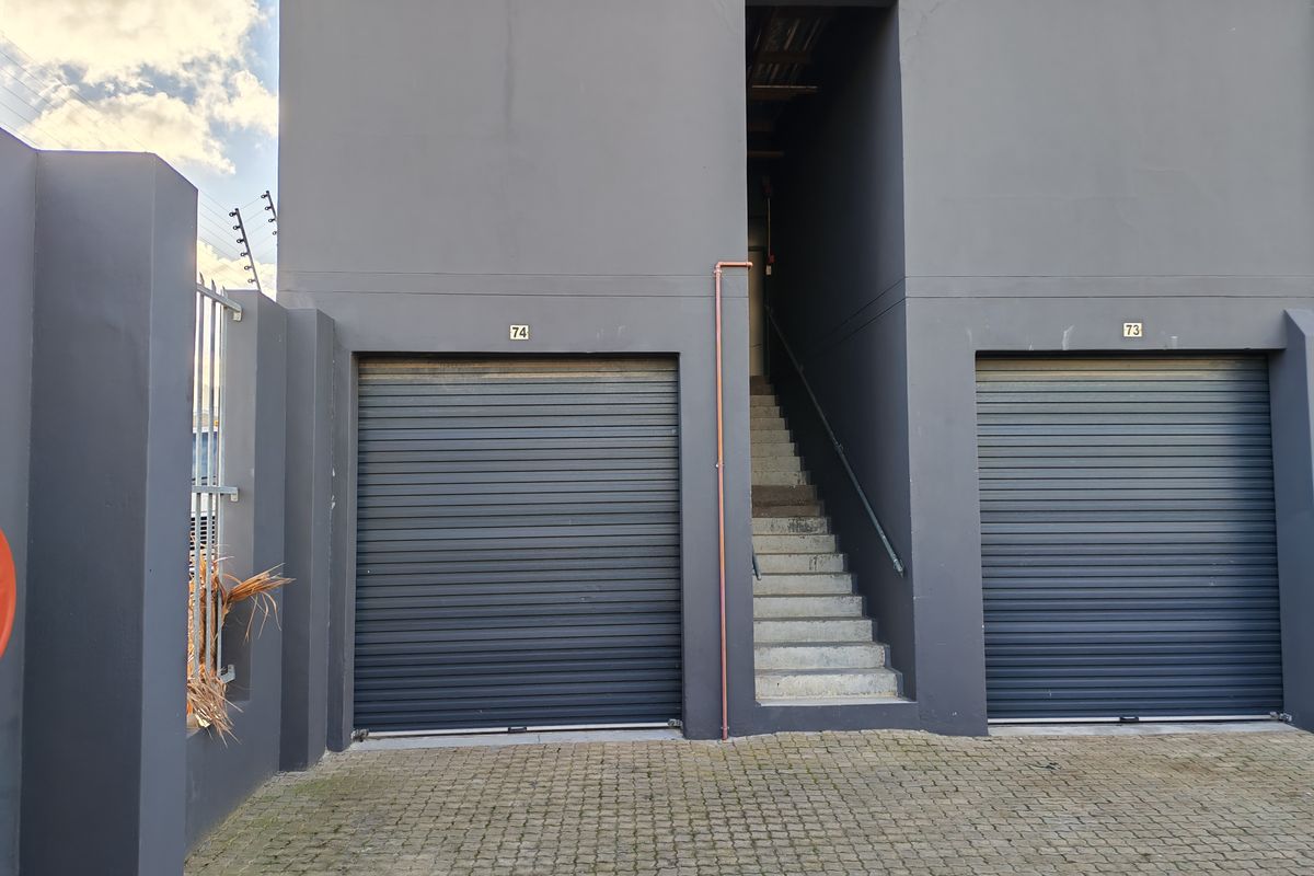 43m2 Storage Units For Sale in Broadlands Industrial, Strand - Photo 3