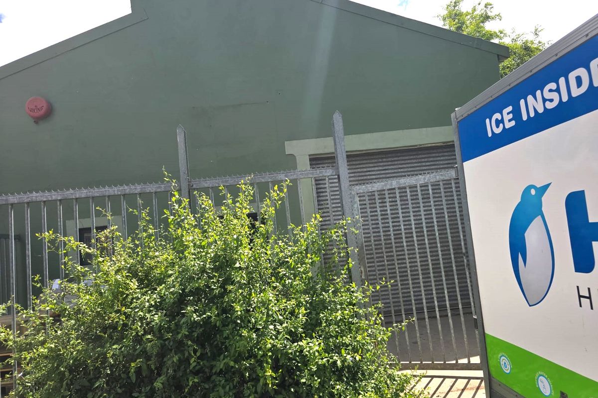 Thriving business for sale! - Photo 2