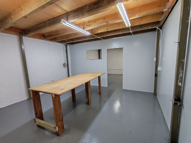 390m2 Warehouse TO LET in Somerset West Business Park - Photo 8