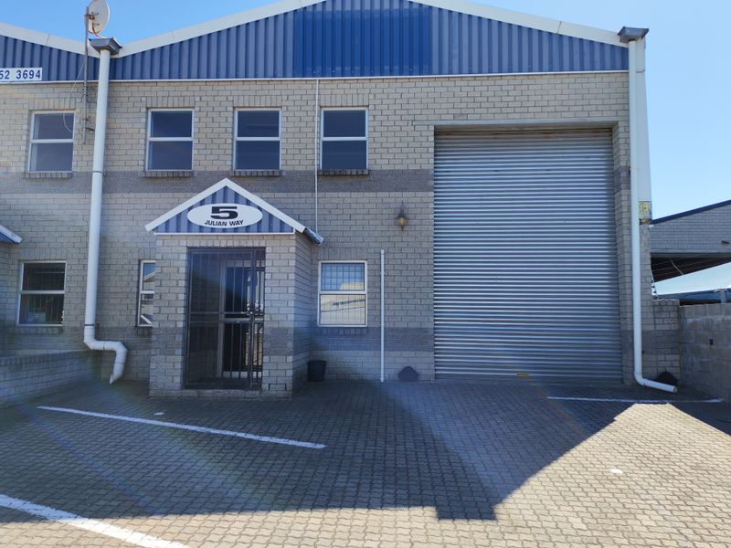 390m2 Warehouse TO LET in Somerset West Business Park - Photo 4