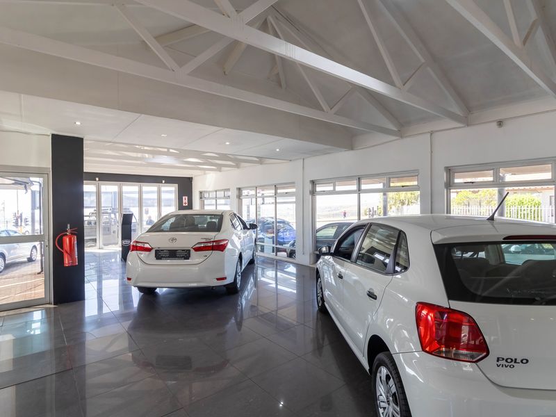 Prime Commercial/Business Property for Sale – Corner Stand with Excellent Exposure on Saldanha Road, - Photo 8