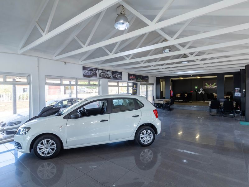 Prime Commercial/Business Property for Sale – Corner Stand with Excellent Exposure on Saldanha Road, - Photo 7