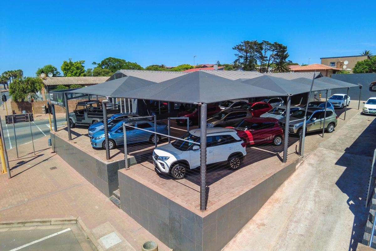 Prime Commercial/Business Property for Sale – Corner Stand with Excellent Exposure on Saldanha Road, - Photo 5