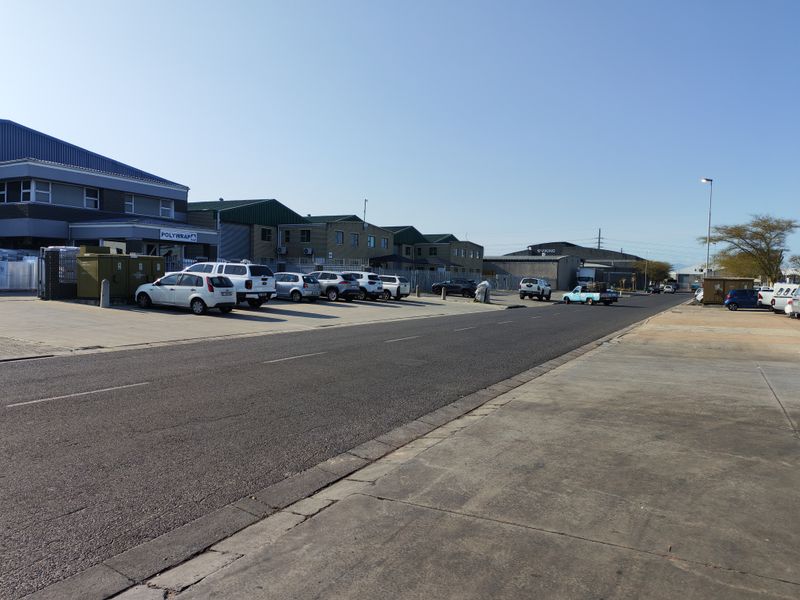 600m2 Industrial Warehouse TO LET – Saxenburg Park 1. - Photo 3