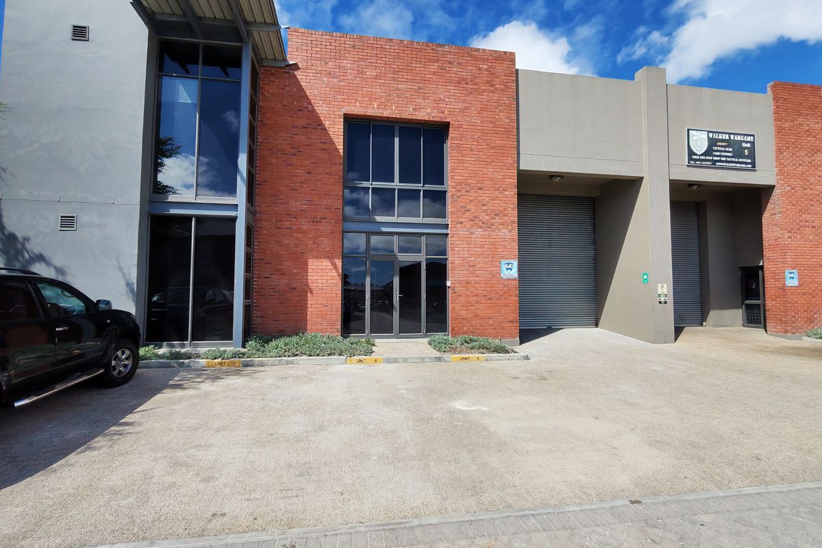 547m2 A-grade  Industrial Warehouse To Let in Stikland Industria - Photo 2