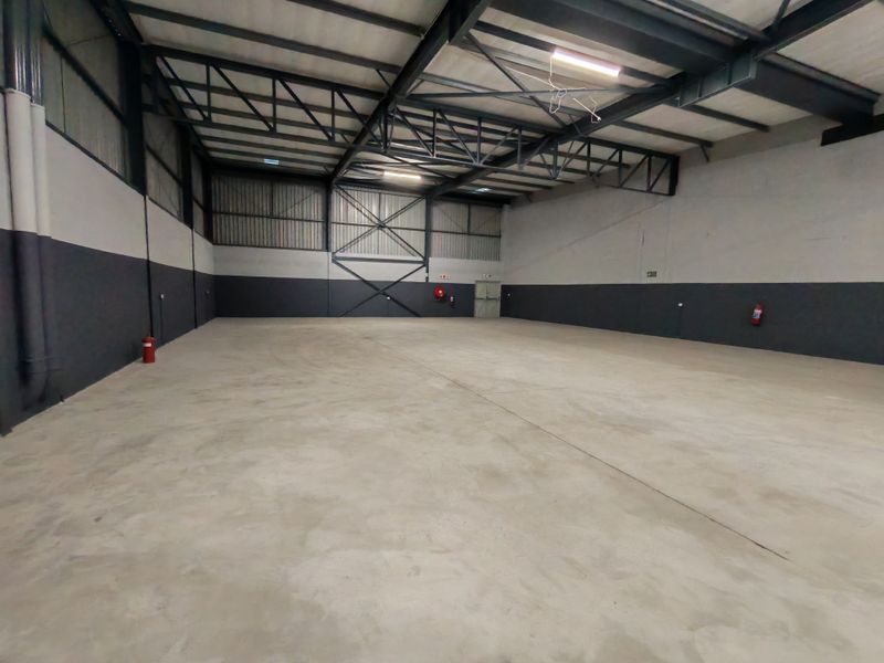 547m2 A-grade  Industrial Warehouse To Let in Stikland Industria - Photo 4
