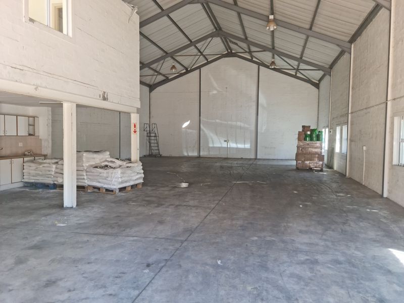 376m2 Industrial Warehouse To Let | For Rent in Asla Park, Strand - Photo 8