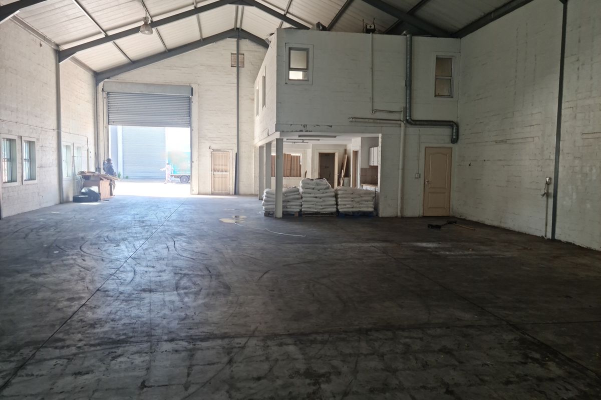 376m2 Industrial Warehouse To Let | For Rent in Asla Park, Strand - Photo 5