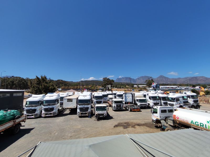 4000m2 Industrial Property For Sale in Broadlands Strand - Next to the N2 - Photo 7