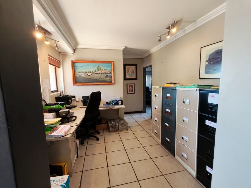 4000m2 Industrial Property For Sale in Broadlands Strand - Next to the N2 - Photo 5