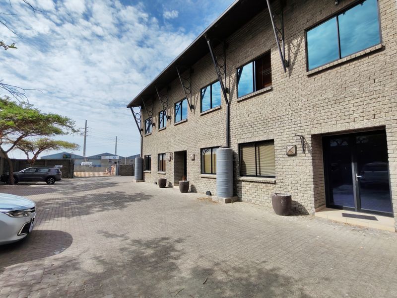 4883m2 Industrial Property For Sale in Saxenburg Park 1 - Photo 3