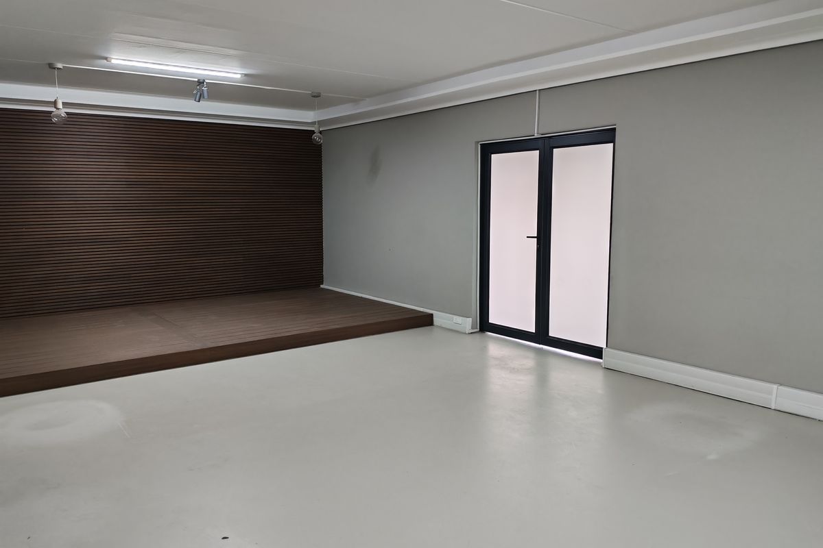 Warehouse Rental Monthly In Somerset West - Photo 5