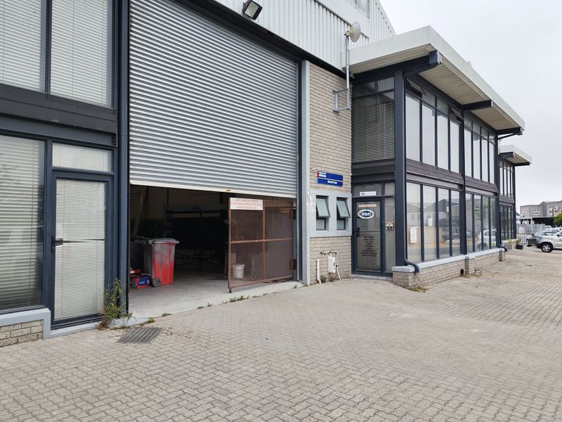 350m2 Industrial Warehouse To Let in Saxenburg Park - Photo 4