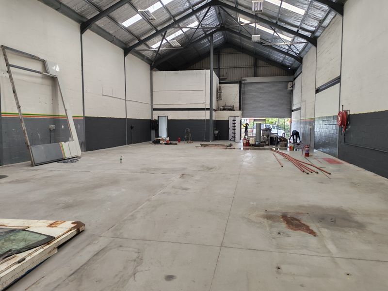 350m2 Industrial Warehouse To Let in Saxenburg Park - Photo 5