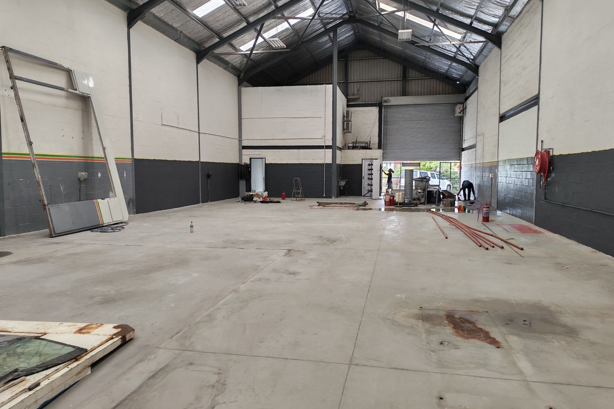 350m2 Industrial Warehouse To Let in Saxenburg Park - Photo 5