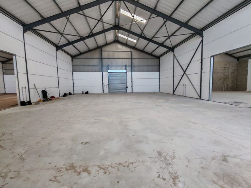 Modern 427m2 Warehouse For Sale in Firgrove Industrial Estate - Photo 10