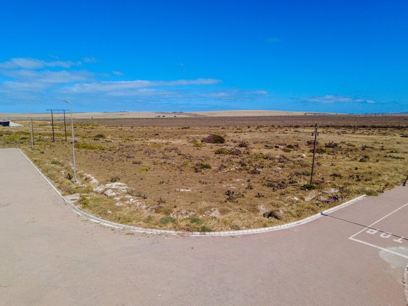 15 Privately-Owned, Fully Serviced & Zoned Industrial & Business Plots – Harbour View Development - Photo 2