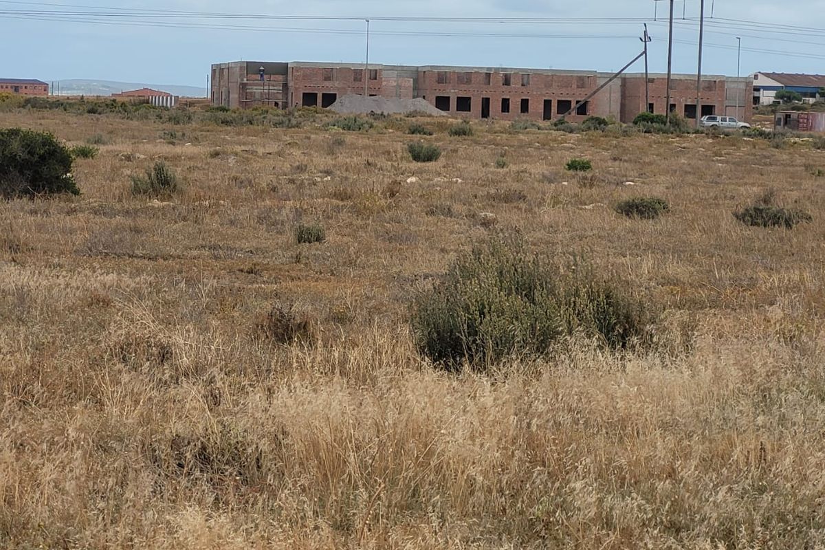 Strategic Industrial Plot for Sale – 2100m2 in Harbor View, Saldanha Bay - Photo 2