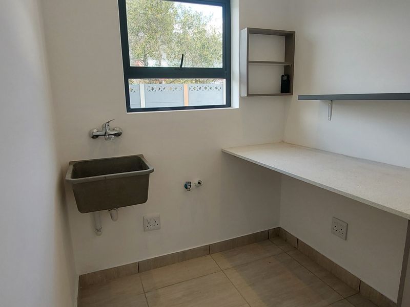 Discover Modern Living in the Perfect Location! - Photo 10