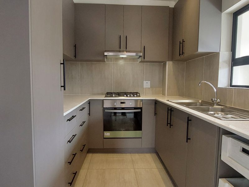 Discover Modern Living in the Perfect Location! - Photo 4