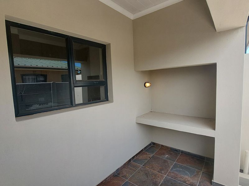 Discover Modern Living in the Perfect Location! - Photo 8