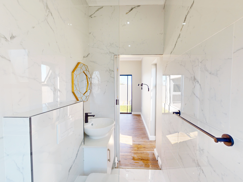 Modern 3-Bedroom Home for Sale in Sandown, Cape Town – Prime Location! - Photo 6
