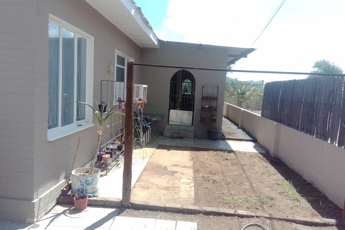 House For Sale In Brandvlei - Photo 2