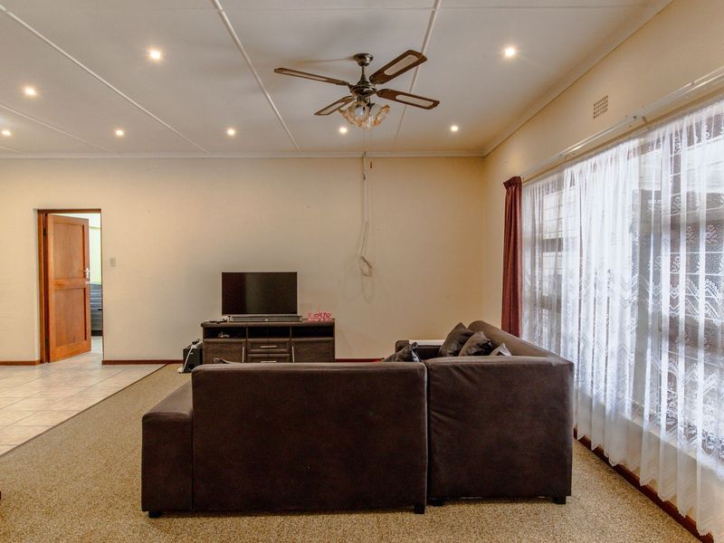 Endless Possibilities in Lambert’s Bay - Photo 8