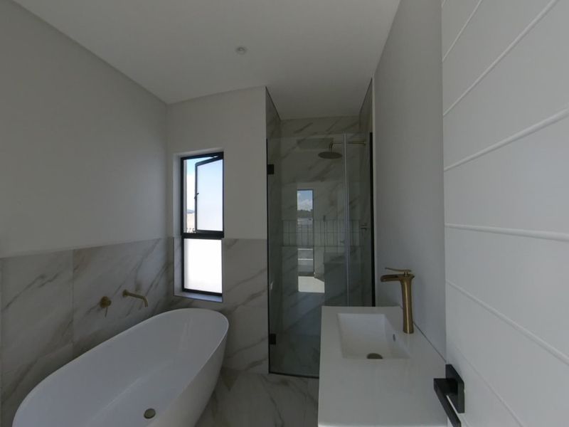Freehold For Sale In Blouberg - Photo 8