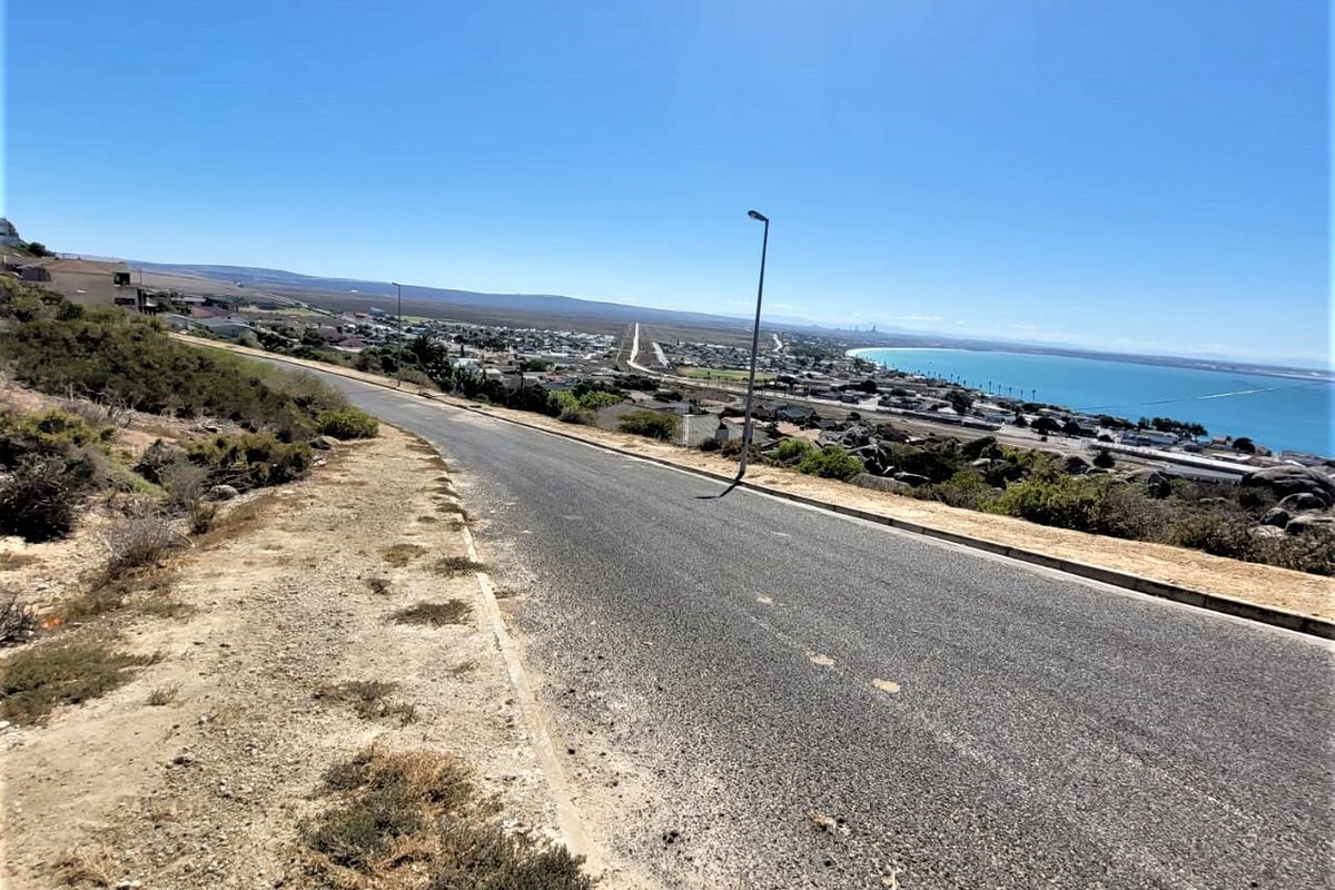 Perfect Investment Opportunity – Tranquility Meets Potential - Photo 2