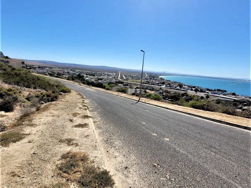 Perfect Investment Opportunity – Tranquility Meets Potential - Photo 2