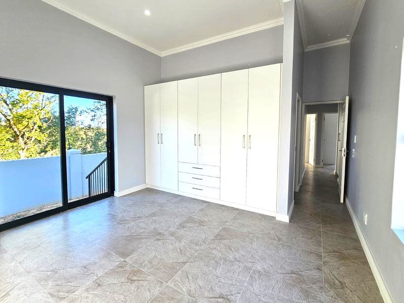 Last THREE properties at this price! - Photo 7