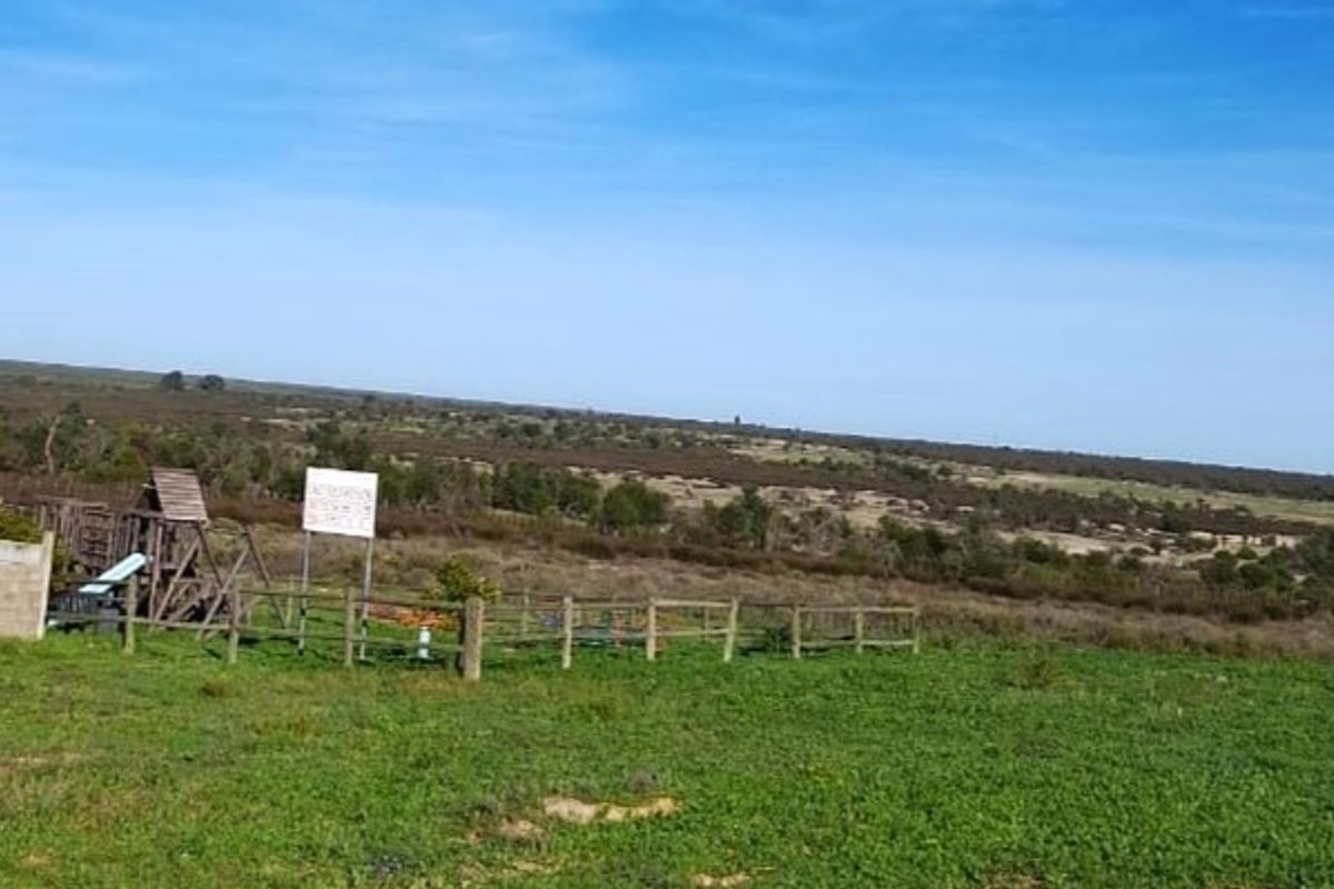 Tranquil Cul-de-Sac Stand with Nature Reserve Views – Hopefield - Photo 4